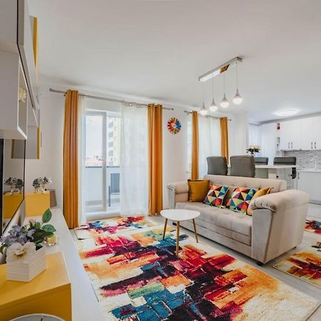 Masterpiece Studio- Free Parking, Wi-Fi, Netflix Braşov Exteriör bild