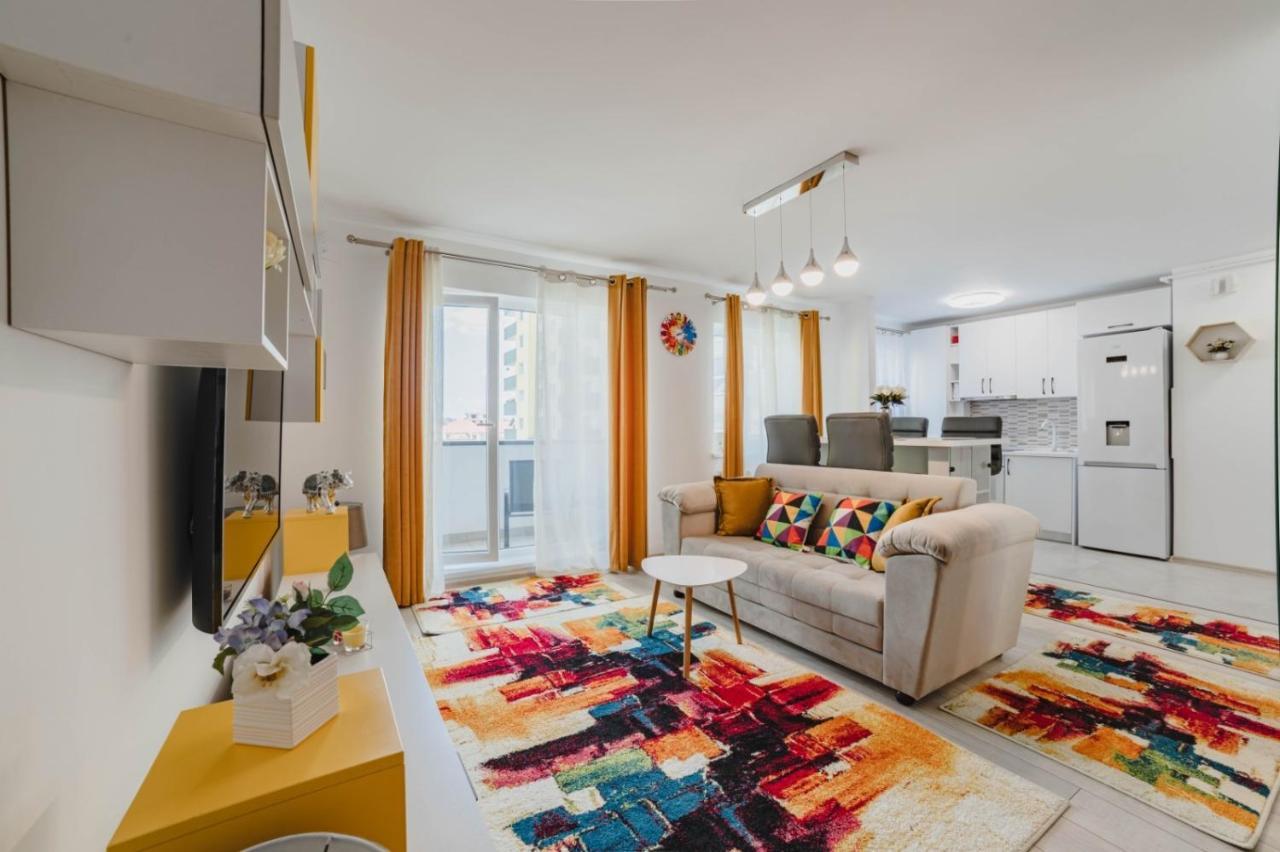 Masterpiece Studio- Free Parking, Wi-Fi, Netflix Braşov Exteriör bild