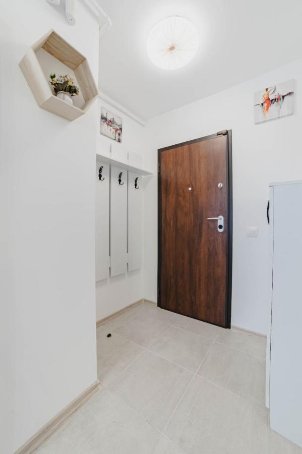 Masterpiece Studio- Free Parking, Wi-Fi, Netflix Braşov Exteriör bild