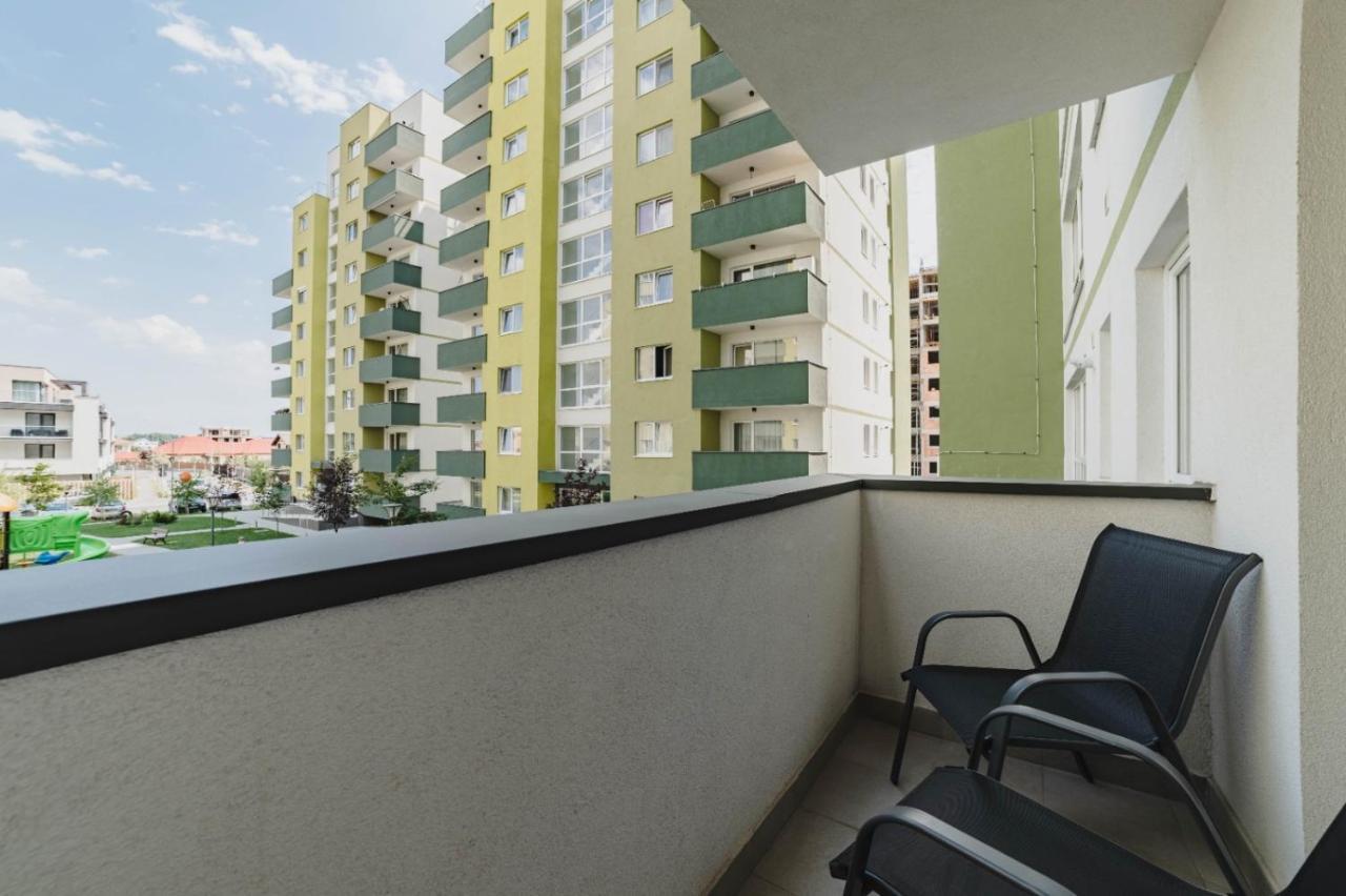 Masterpiece Studio- Free Parking, Wi-Fi, Netflix Braşov Exteriör bild