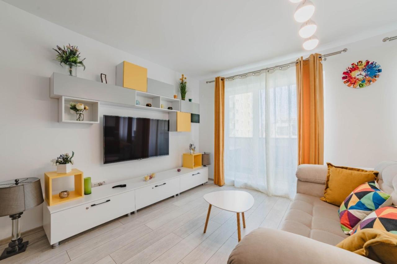 Masterpiece Studio- Free Parking, Wi-Fi, Netflix Braşov Exteriör bild
